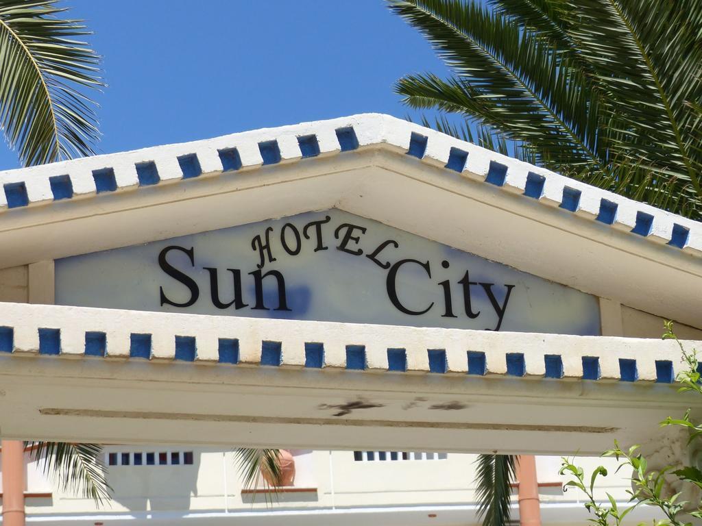 קאטו דרטסו Sun City מראה חיצוני תמונה
