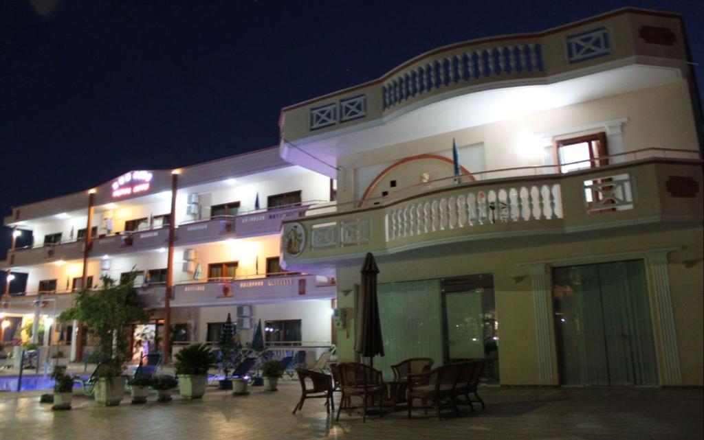 קאטו דרטסו Sun City מראה חיצוני תמונה