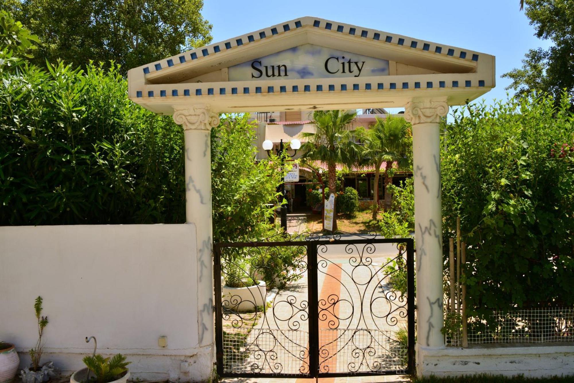 קאטו דרטסו Sun City מראה חיצוני תמונה